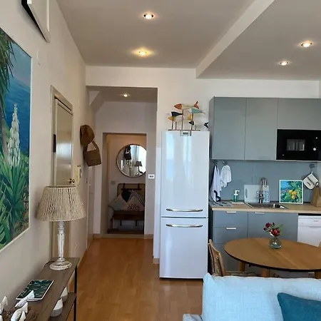 Casa Sea Life, Beachfront With Parking