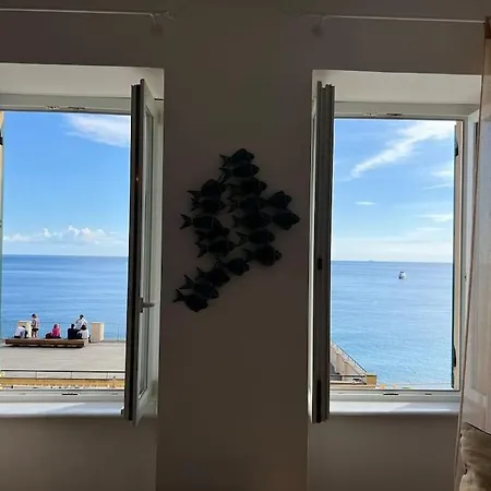 Casa Sea Life, Beachfront With Parking * Camogli