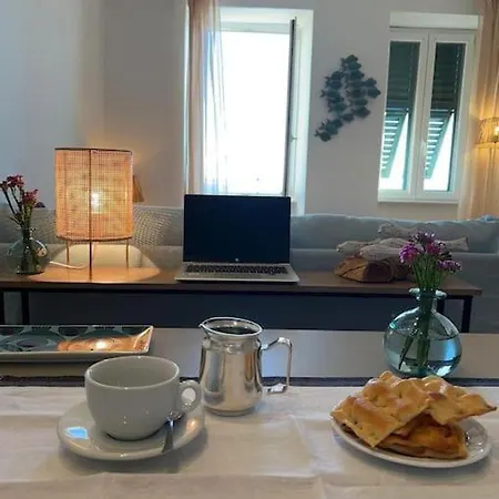 Casa Sea Life, Beachfront With Parking Appartement